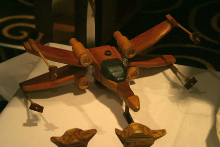 X-Wing aus Holz