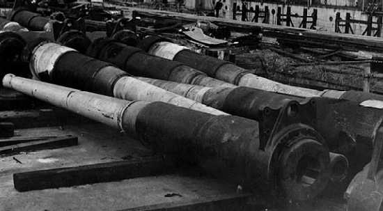 1245 (30.5 cm) guns removed from USS Kansas BB-21 in December 1923